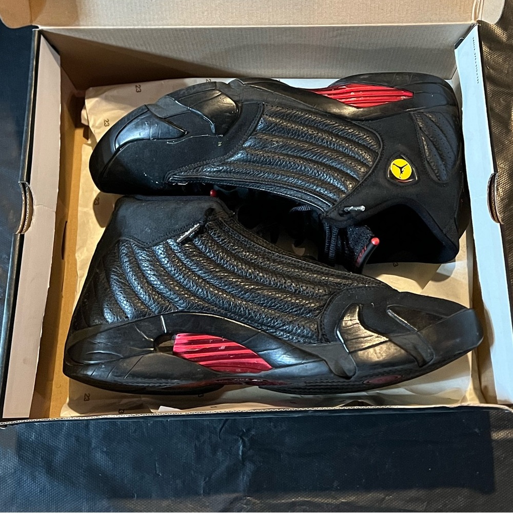 Jordan Black and Red Retro 14